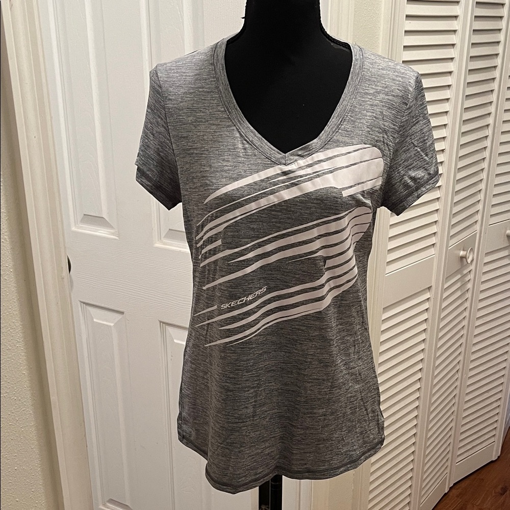Skechers Heather Gray V-Neck Tee